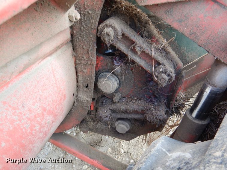 image for item DL2999 Hesston 6600  windrower