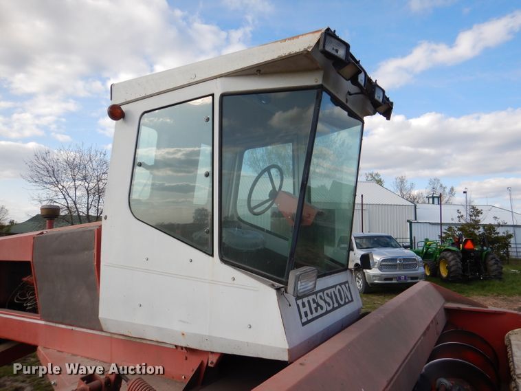 image for item DL2999 Hesston 6600  windrower