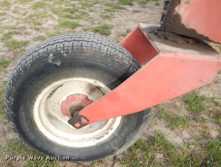 image for item DL2999 Hesston 6600  windrower