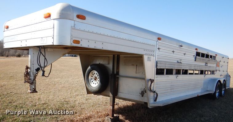 image for item DL4799 1992 4 Star Trailers  livestock trailer
