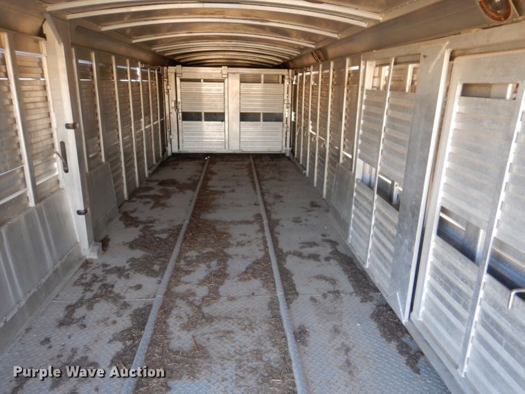 image for item DL4799 1992 4 Star Trailers  livestock trailer