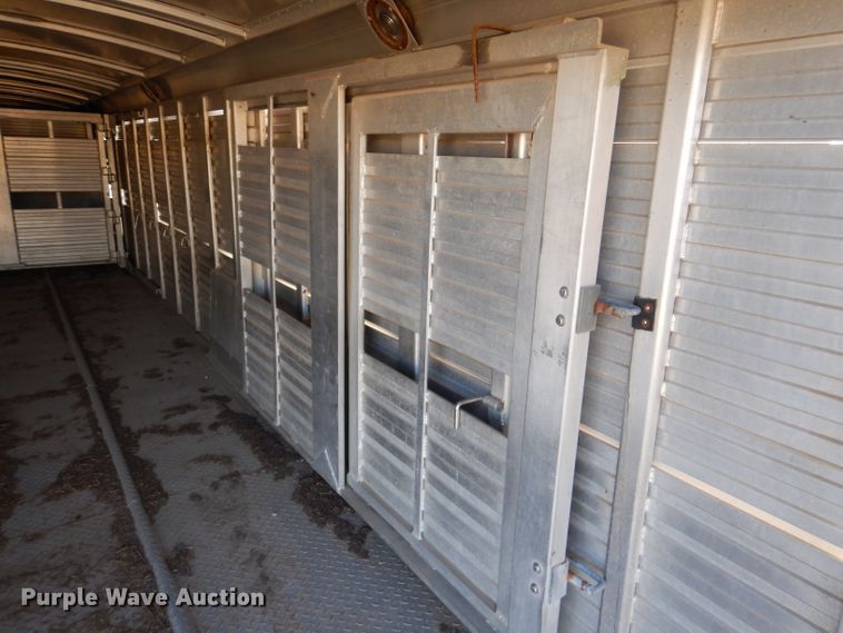 image for item DL4799 1992 4 Star Trailers  livestock trailer