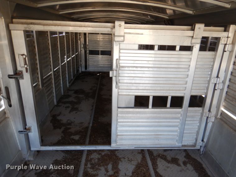 image for item DL4799 1992 4 Star Trailers  livestock trailer