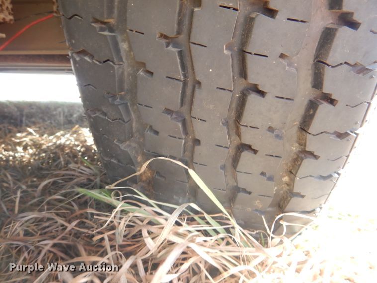 image for item DL4799 1992 4 Star Trailers  livestock trailer