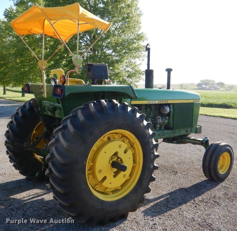 image for item DL8047 1973 John Deere 4230  tractor