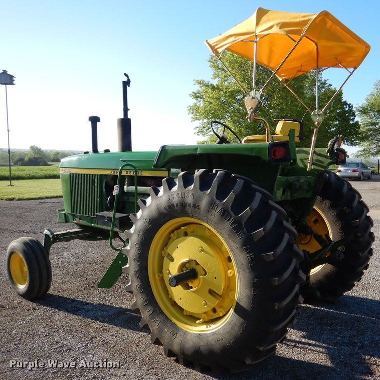 image for item DL8047 1973 John Deere 4230  tractor