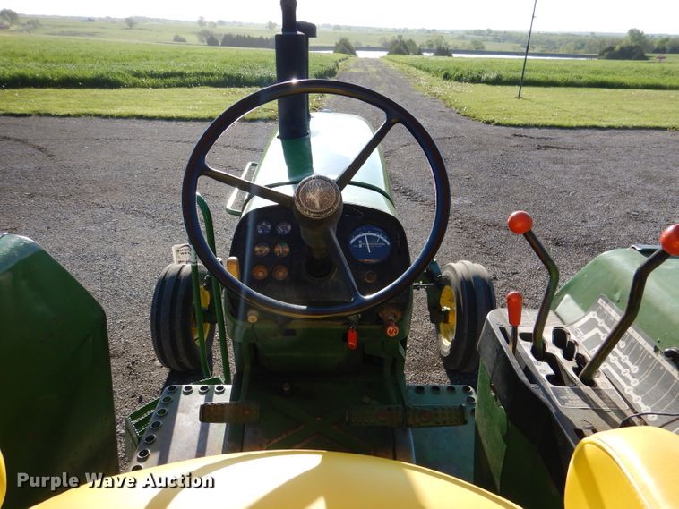 image for item DL8047 1973 John Deere 4230  tractor