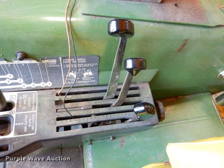 image for item DL8047 1973 John Deere 4230  tractor