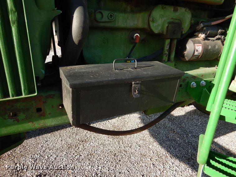 image for item DL8047 1973 John Deere 4230  tractor