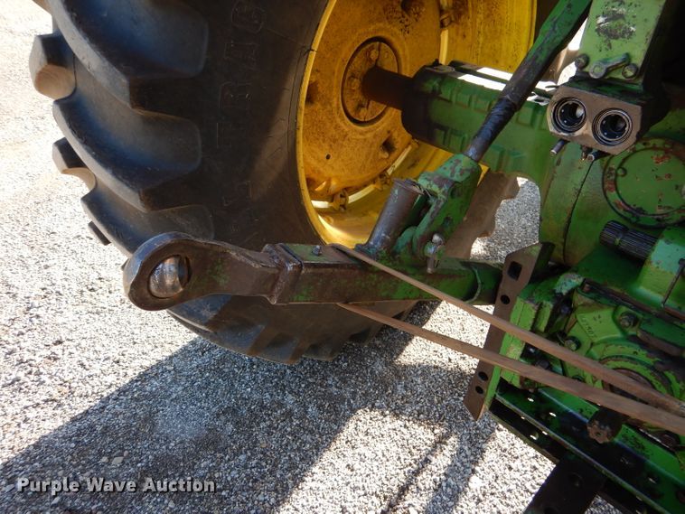 image for item DL8047 1973 John Deere 4230  tractor