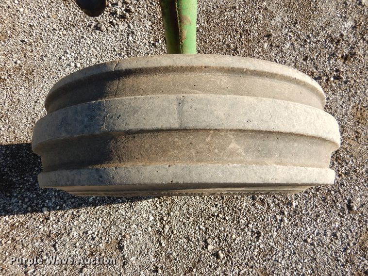 image for item DL8047 1973 John Deere 4230  tractor