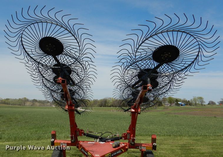 image for item DL8745 H&S AR1261  hay rake