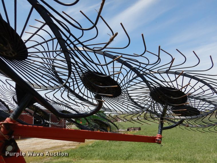 image for item DL8745 H&S AR1261  hay rake