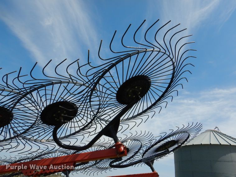 image for item DL8745 H&S AR1261  hay rake