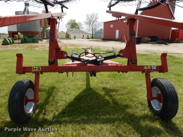 image for item DL8745 H&S AR1261  hay rake