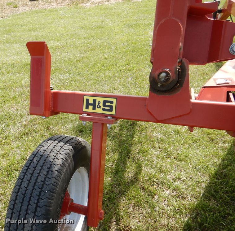 image for item DL8745 H&S AR1261  hay rake