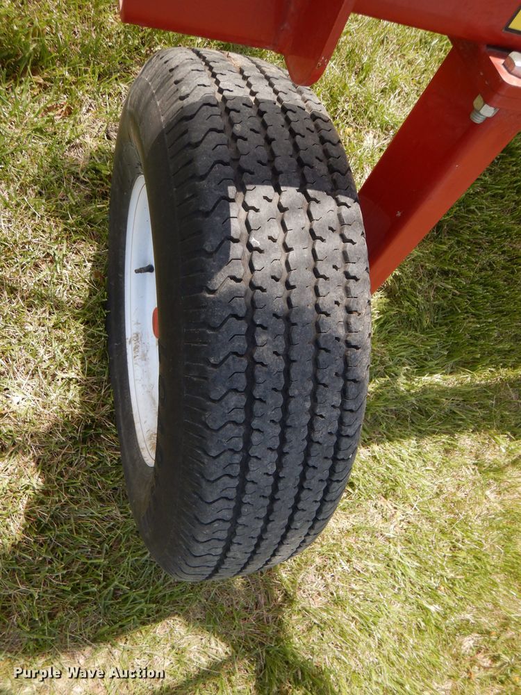 image for item DL8745 H&S AR1261  hay rake