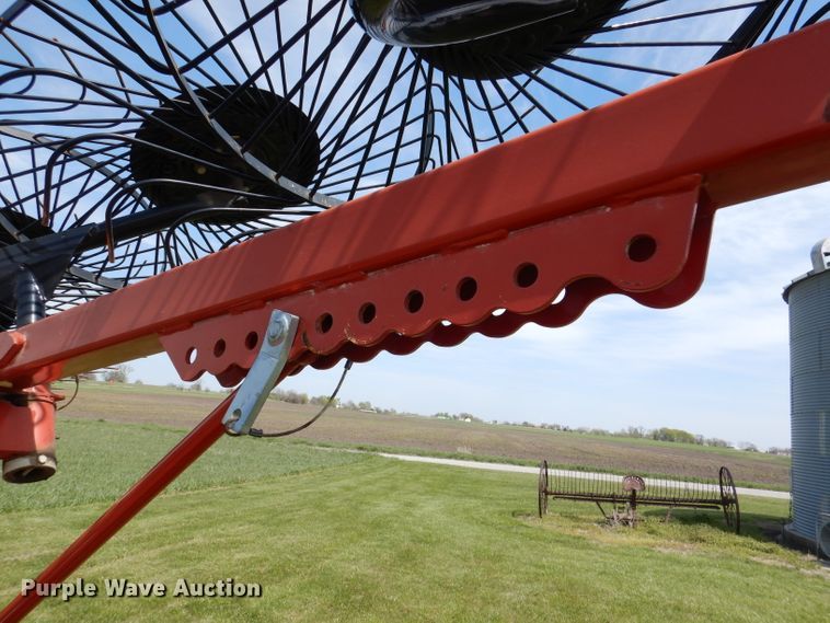 image for item DL8745 H&S AR1261  hay rake