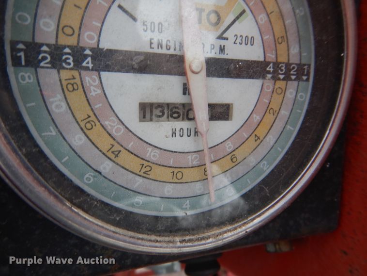 image for item DL8747 1969 International 756 Custom  tractor