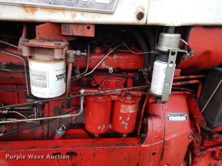 image for item DL8747 1969 International 756 Custom  tractor