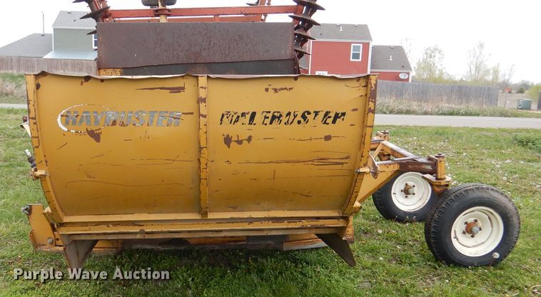 image for item DL8752 Duratech HayBuster 256  bale processor