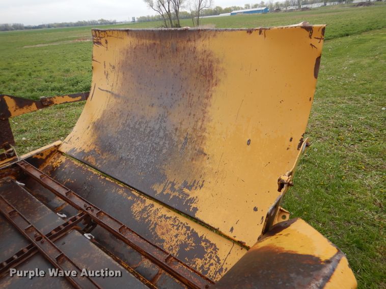 image for item DL8752 Duratech HayBuster 256  bale processor