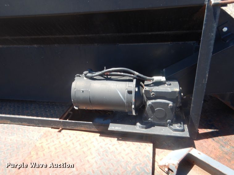 image for item ET9218 T&S P-826 trip hopper ranger feeder cake feeder box