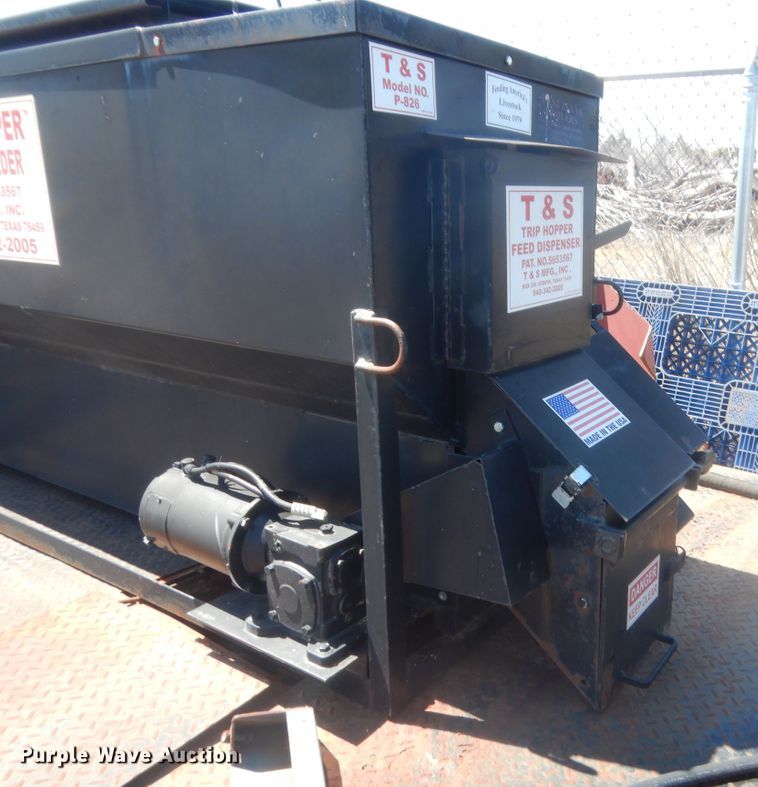 image for item ET9218 T&S P-826 trip hopper ranger feeder cake feeder box