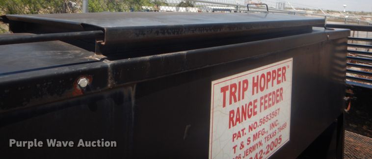 image for item ET9218 T&S P-826 trip hopper ranger feeder cake feeder box