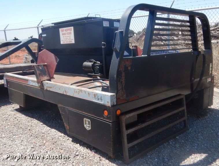 image for item ET9219 Dew Eze hydraulic bale bed