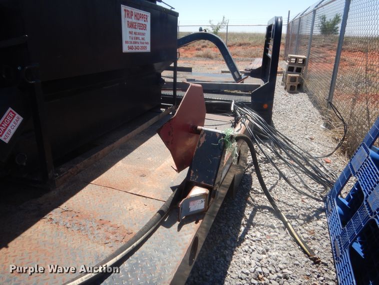 image for item ET9219 Dew Eze hydraulic bale bed