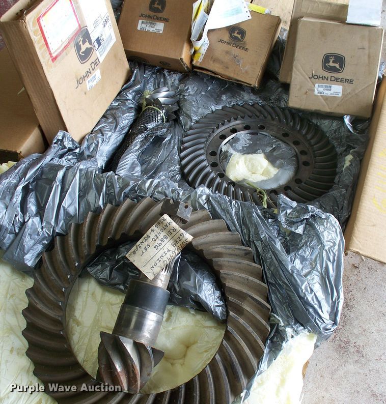 image for item FW9045 John Deere 644C front and rear ring gear set