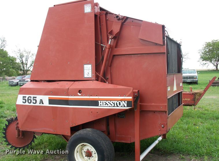 image for item GQ9590 1995 Hesston 565A  round baler
