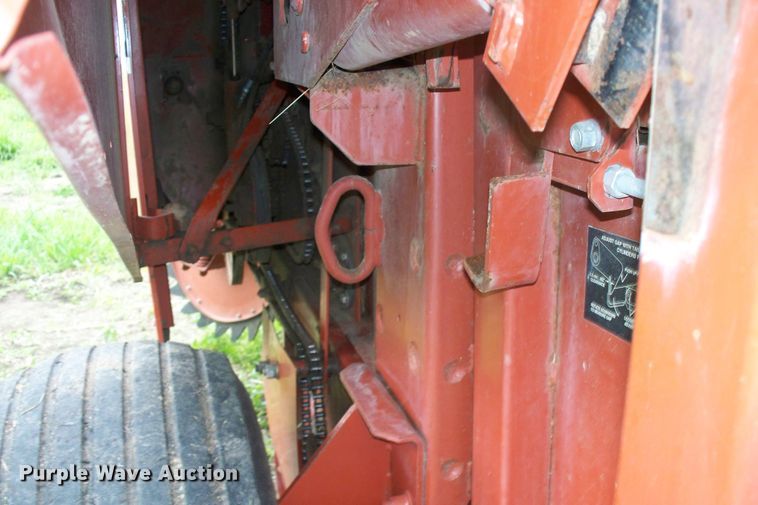 image for item GQ9590 1995 Hesston 565A  round baler