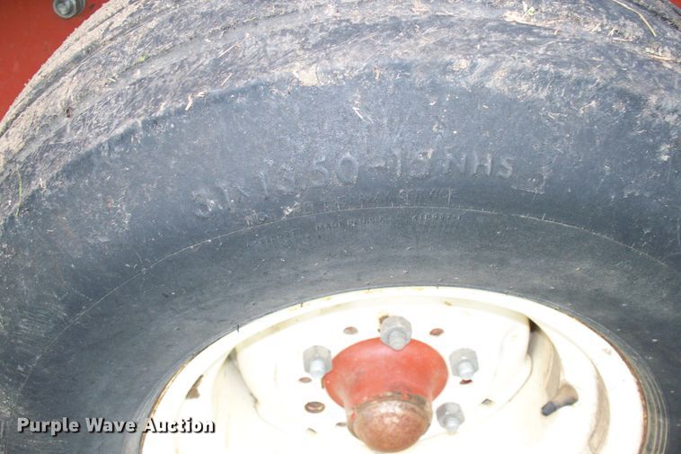 image for item GQ9590 1995 Hesston 565A  round baler