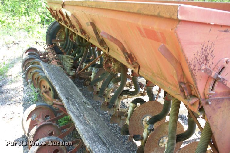 image for item GQ9608 International Harvester  grain drill