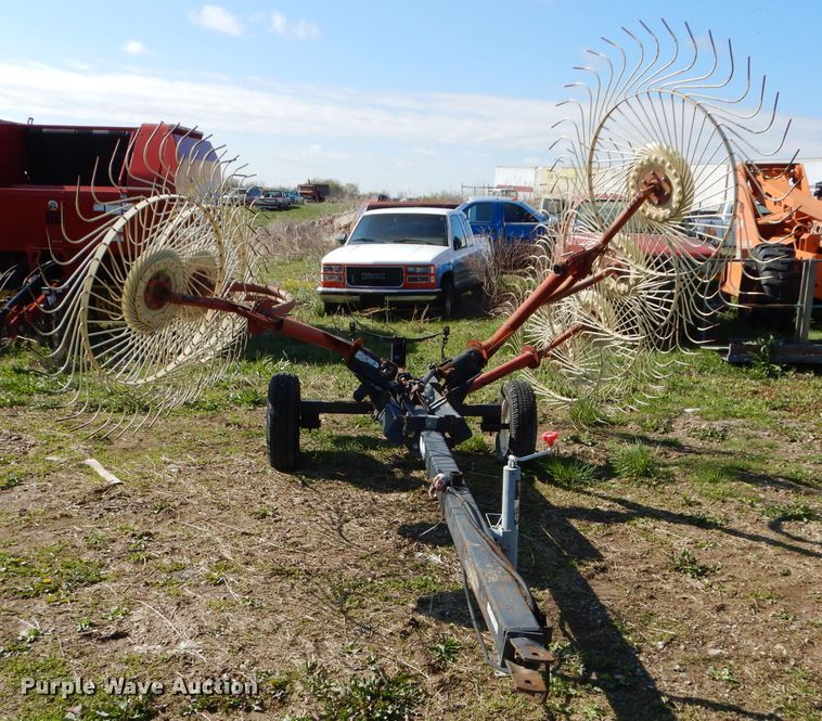 image for item HF9200 OMI AGC8  hay rake