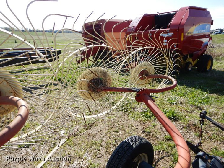 image for item HF9200 OMI AGC8  hay rake