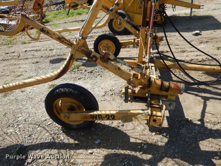 image for item HF9201 Vermeer WR22  hay rake