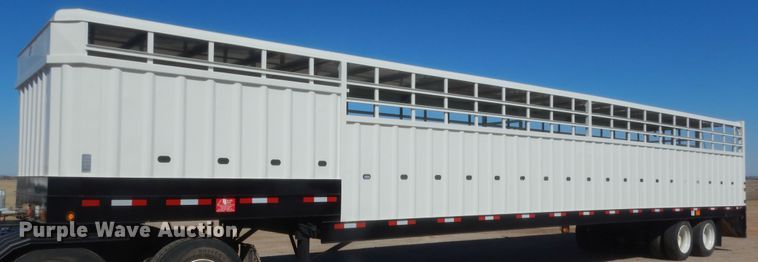 image for item HG9920 2005 Neville livestock trailer