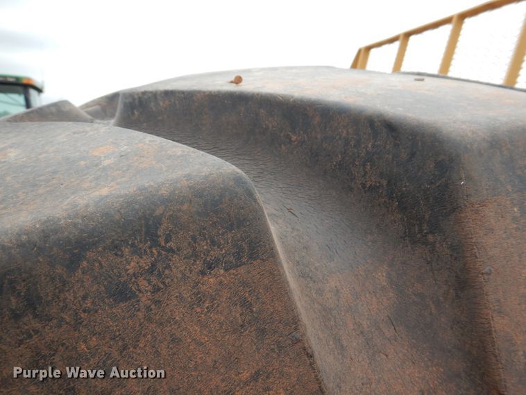 image for item HL9416 2004 Ashland I-180TS  scraper with utility trailer