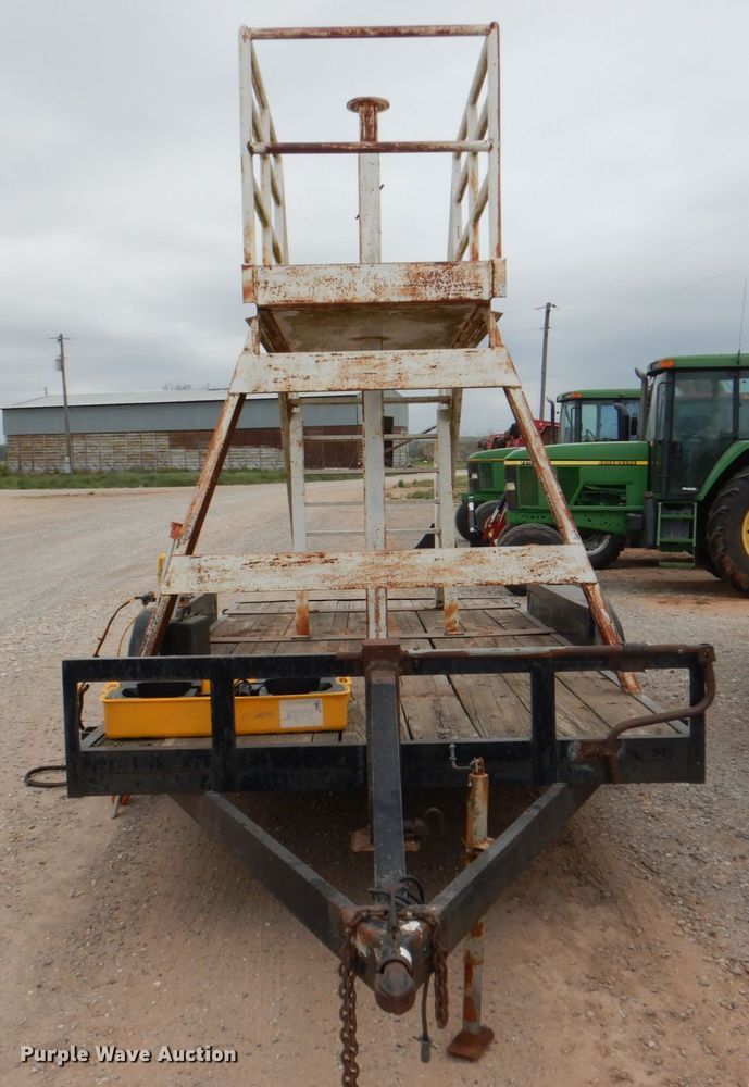 image for item HL9416 2004 Ashland I-180TS  scraper with utility trailer