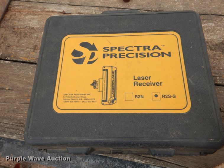 image for item HL9416 2004 Ashland I-180TS  scraper with utility trailer