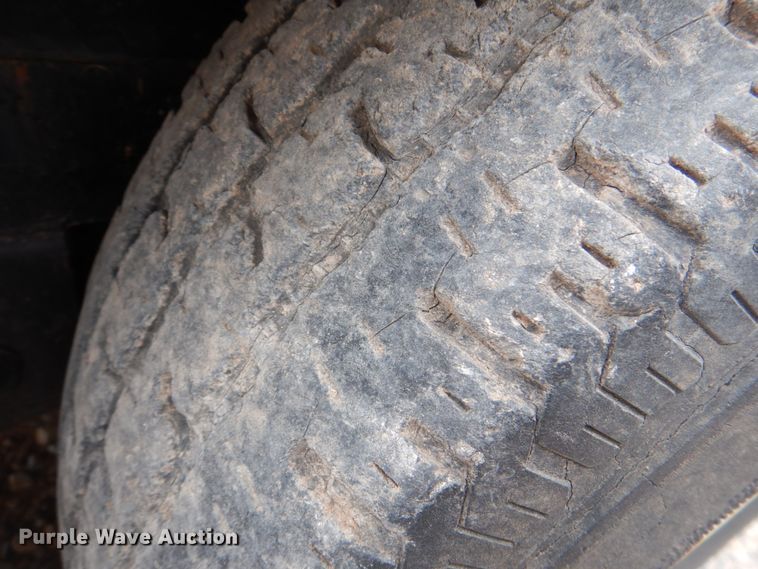 image for item HL9416 2004 Ashland I-180TS  scraper with utility trailer