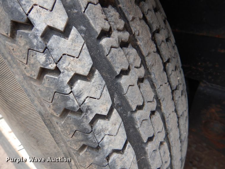 image for item HL9416 2004 Ashland I-180TS  scraper with utility trailer