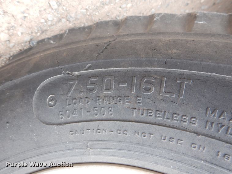 image for item HL9416 2004 Ashland I-180TS  scraper with utility trailer