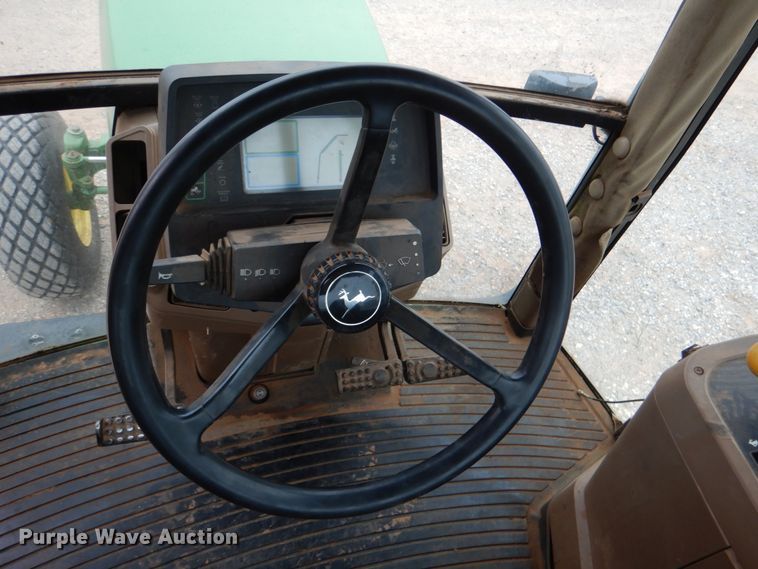 image for item HL9417 1998 John Deere 7210  tractor