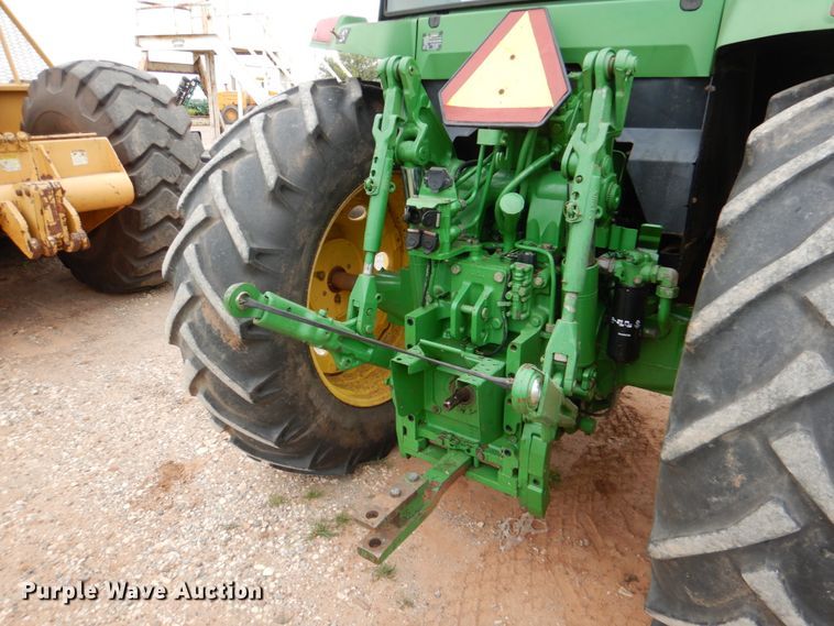 image for item HL9417 1998 John Deere 7210  tractor