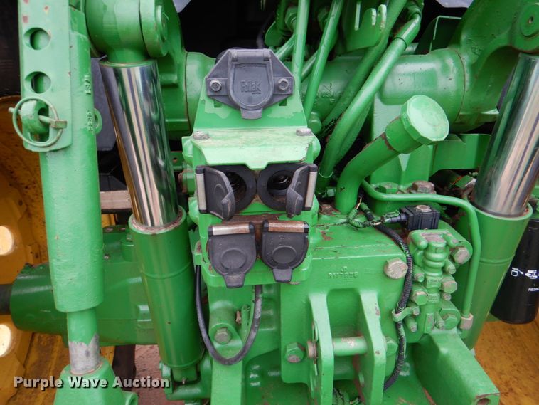 image for item HL9417 1998 John Deere 7210  tractor