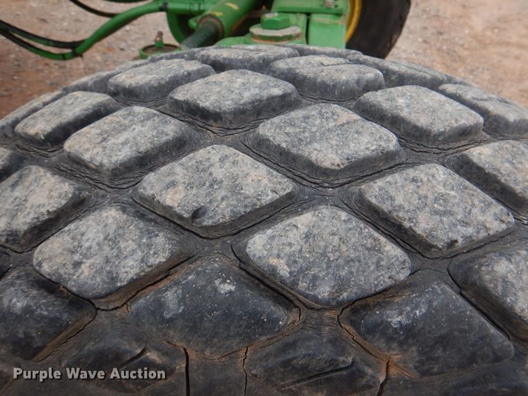 image for item HL9417 1998 John Deere 7210  tractor